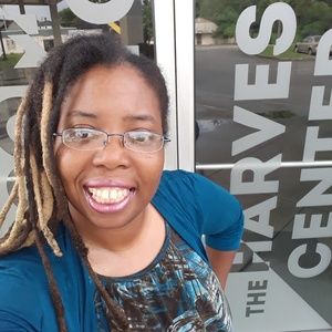 Meet your Posher, La-tasha